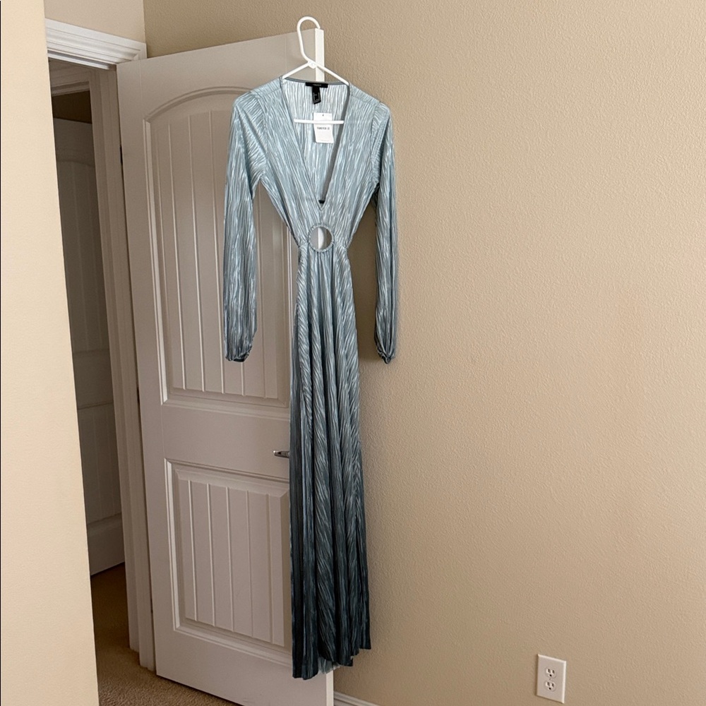 Forever 21 Light Blue Long Sleeve Dress